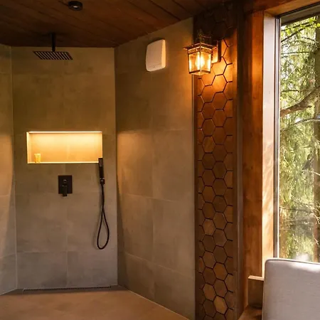 Prázdninový dům - Luxury Treehouse With Modern Amenities